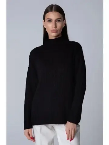 Водолазка с косами