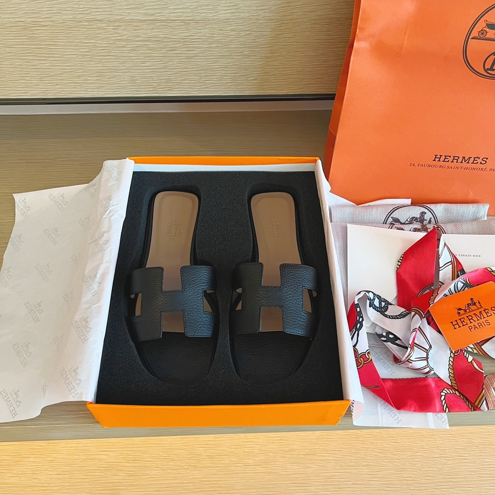 Hermes Oran Sandal