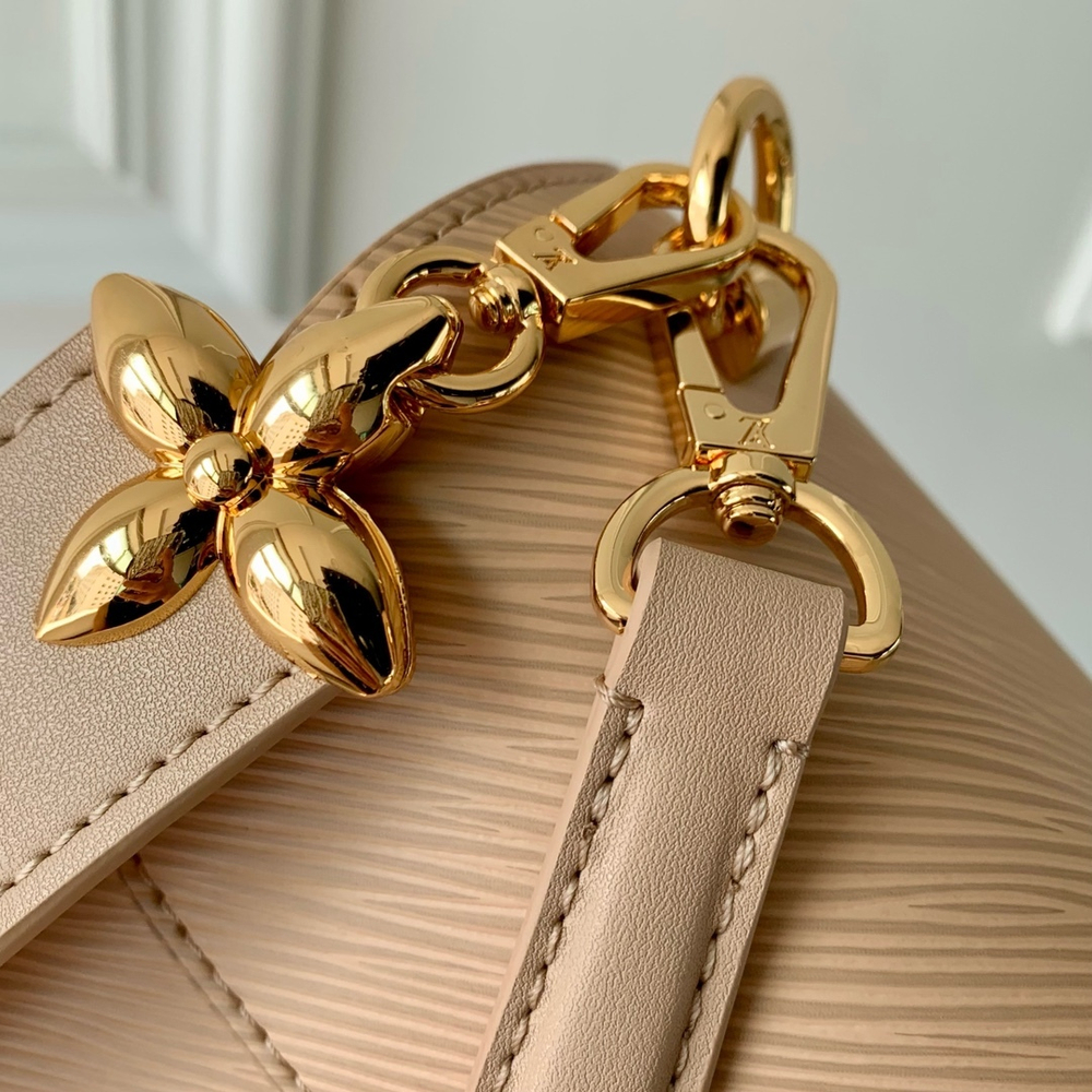Louis Vuitton Twist MM