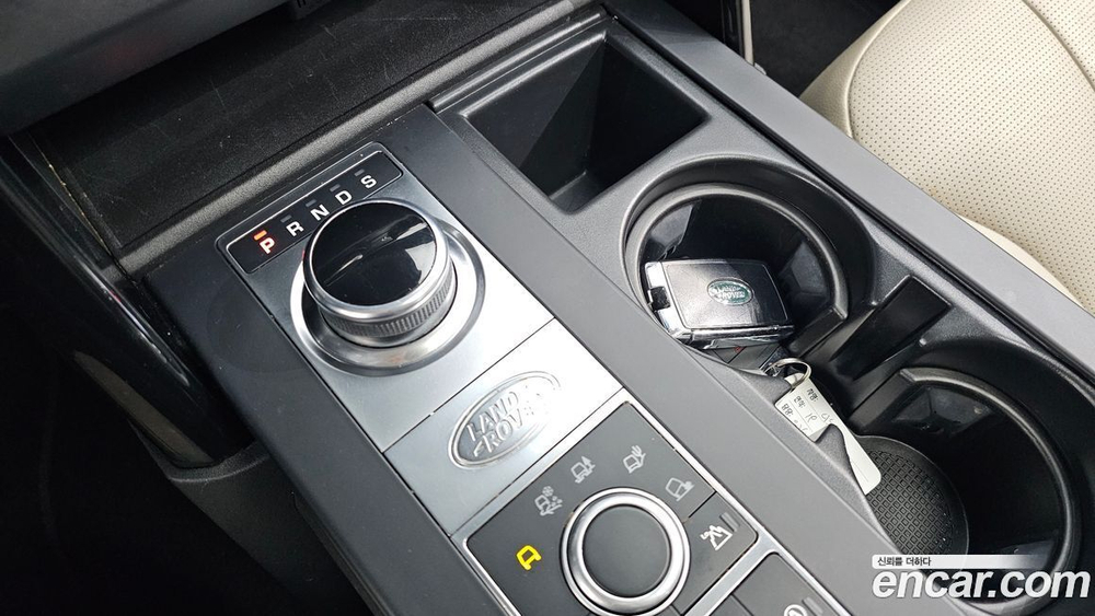 Land Rover Discovery 5 2.0 SD4 SE (10.2019)