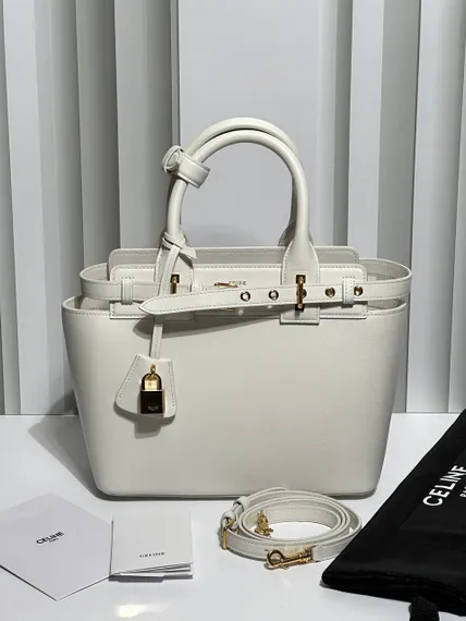 Сумки CELINE TEEN CONTI из натуральной телячьей кожи белая