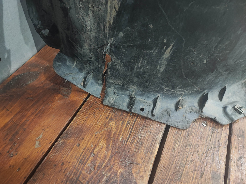 Подкрылок передний левый Skoda Octavia 4 (A8) 19-нв Б/У Оригинал 5E3809957L