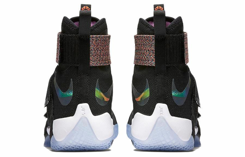 Кроссовки Nike Zoom Soldier 10 Cosmic