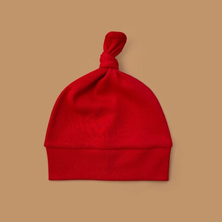 Лёгкая шапочка с узелком (красный)