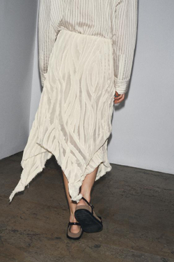 ZARA АСИММЕТРИЧНАЯ ЮБКА СО СКЛАДКАМИ — ZW COLLECTION, ЭКРЮ