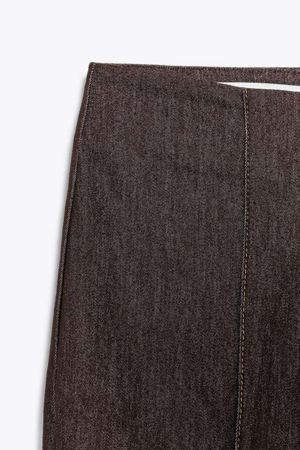 ZARA БРЮКИ FLARED С ДЕКОРАТИВНОЙ СТРОЧКОЙ И КОНТРАСТНОЙ ОТДЕЛКОЙ, КОРИЧНЕВЫЙ