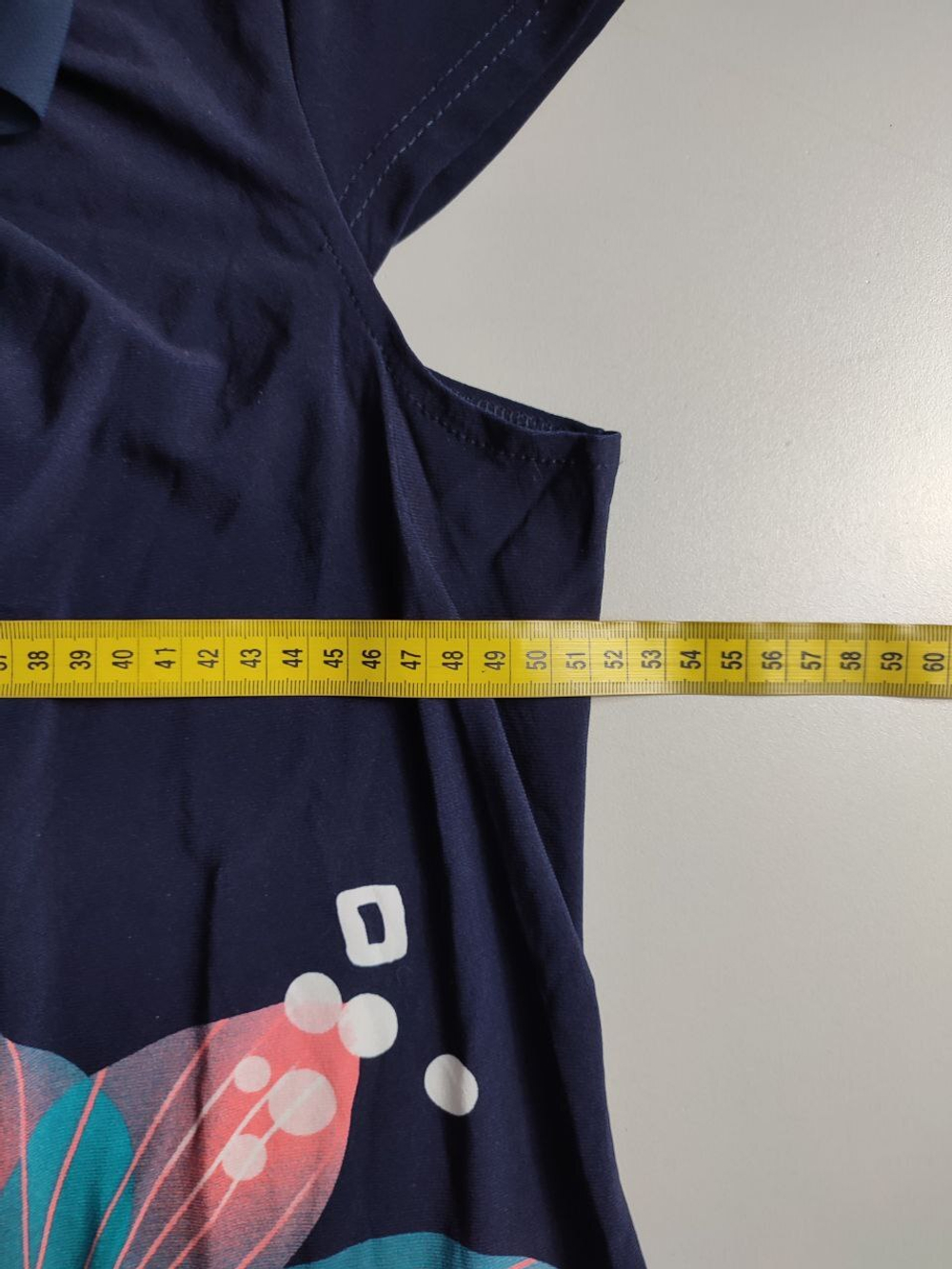 Блузка удлиненная, визуально на 52 размер