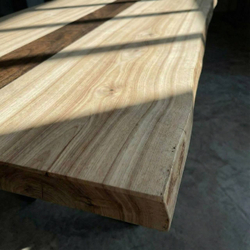 Ясень с инкрустацией ореха