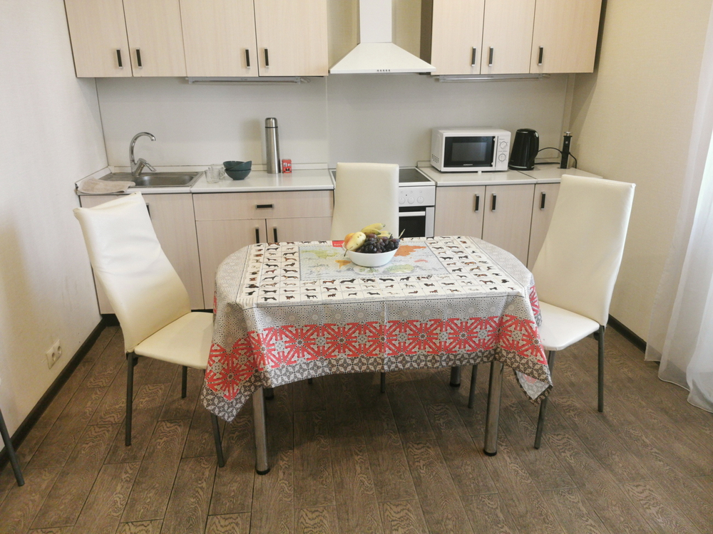 Скатерть "Породы собак на карте Мира"