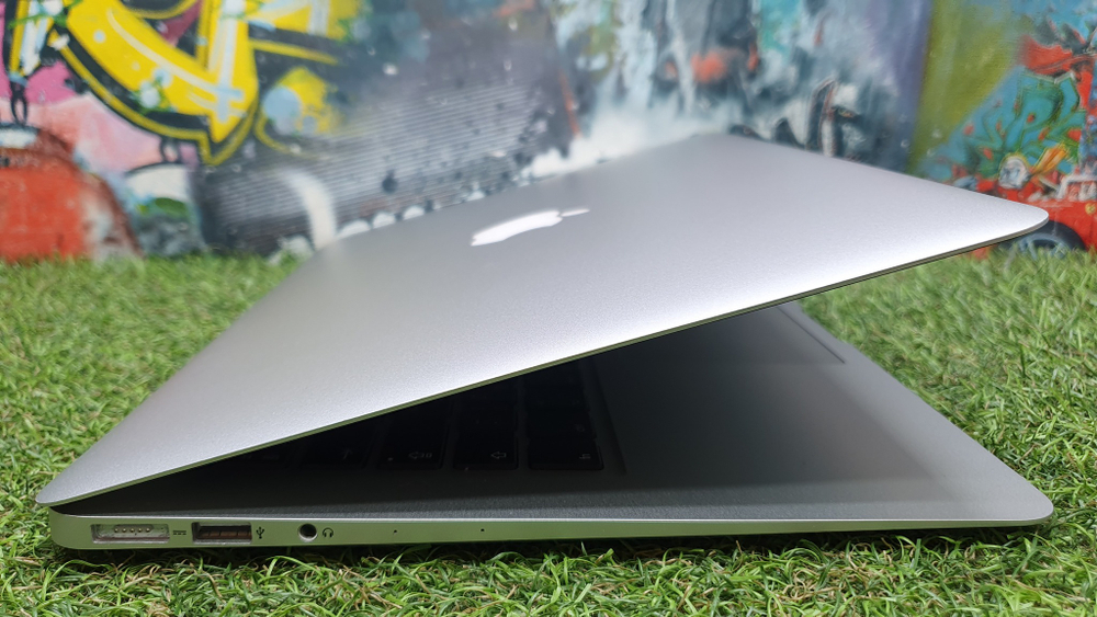 MacBook Air A1466 13" 2014 i5/4Gb