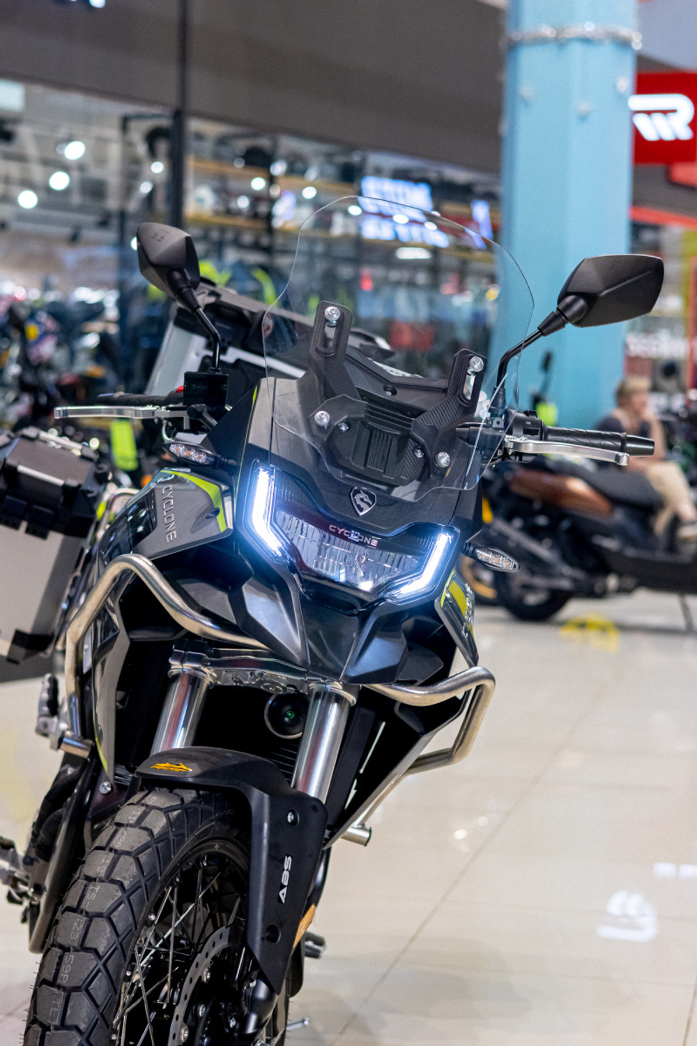 Мотоцикл CYCLONE RX401 (SR400GY-2D) 2024 ПТС серый