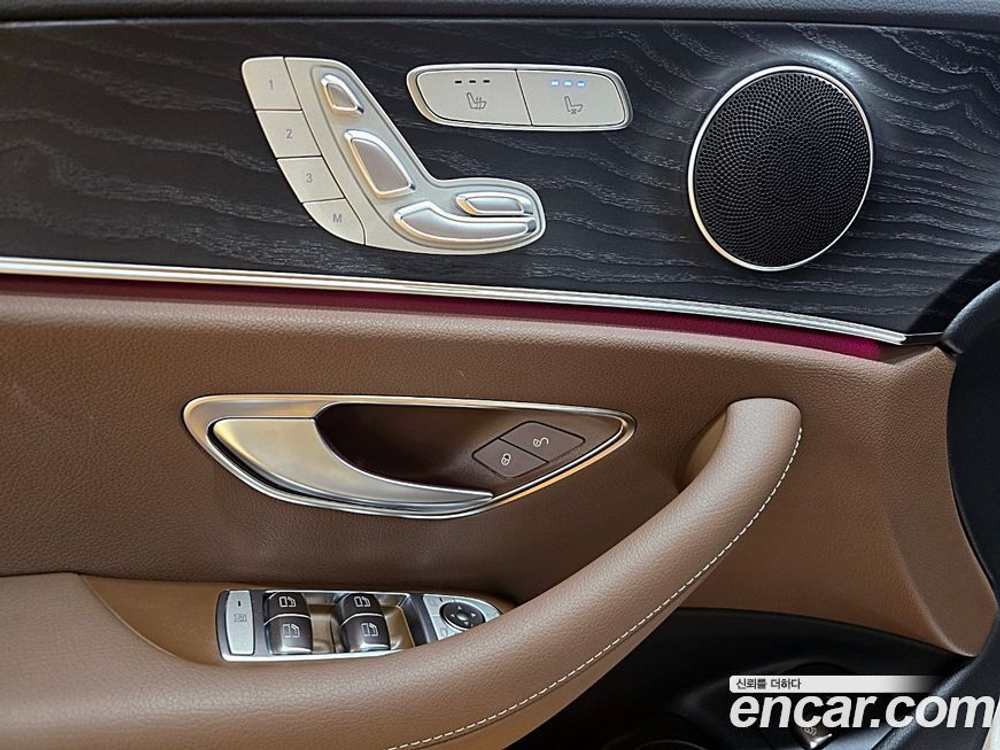 Mercedes-Benz E-Class W213 E250 AMG Line (10.2023)