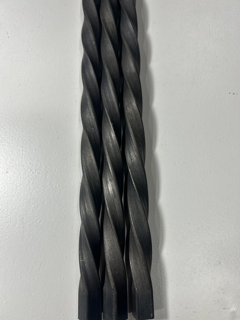 Кованый элемент торсион 1000мм квадрат полнотелый 12х12мм