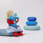 Вальдорфская текстильная кукла "Мама со светлыми волосами", 14 см