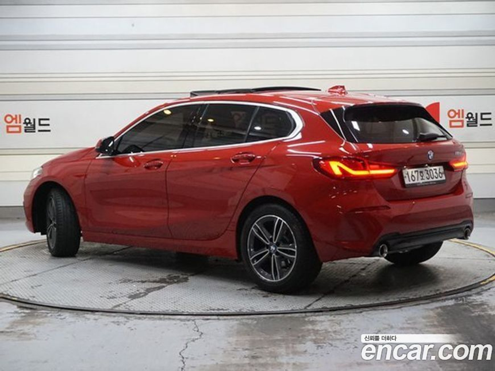 BMW 1 Series (F40) 118d Sports (05.2020)
