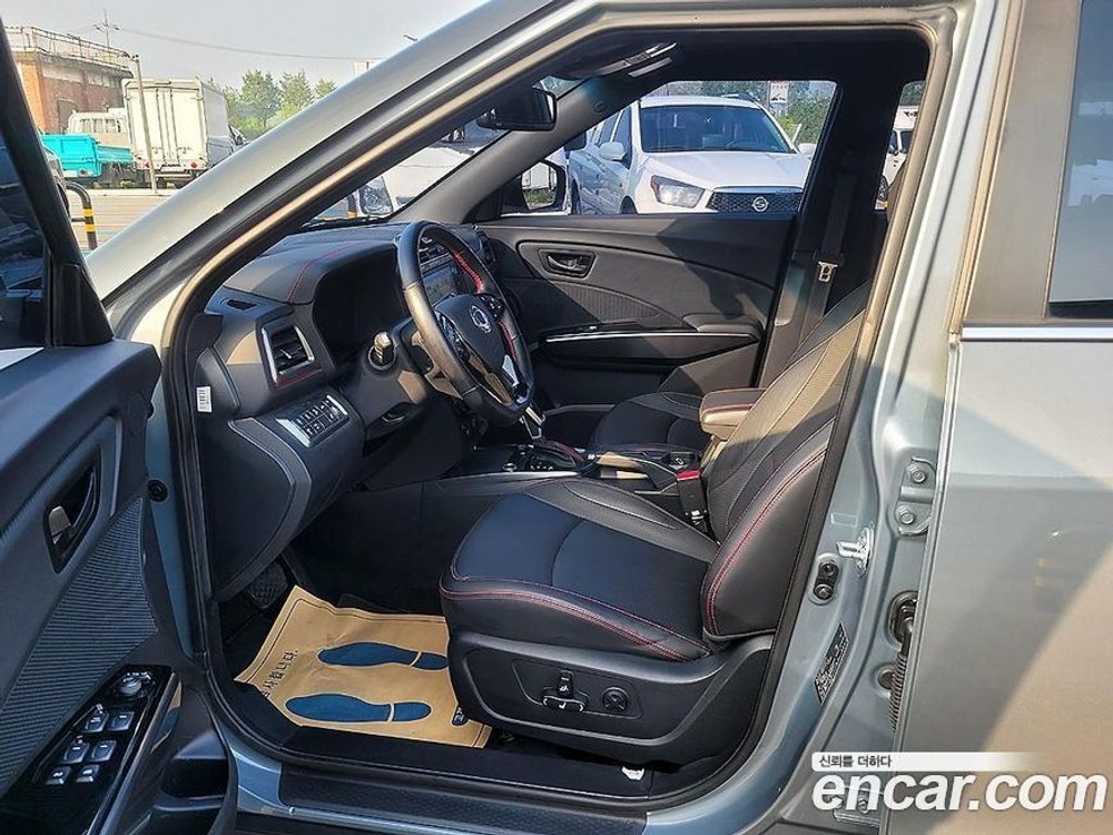 KG Mobility (Ssangyong) Very New Tivoli Дизель 1.6 4WD (08.2020)