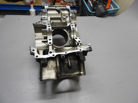 Верхняя часть картера Honda VTR1000F (SC36E)
