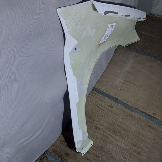 Крылья стеклопластиковые для Mercedes GL164