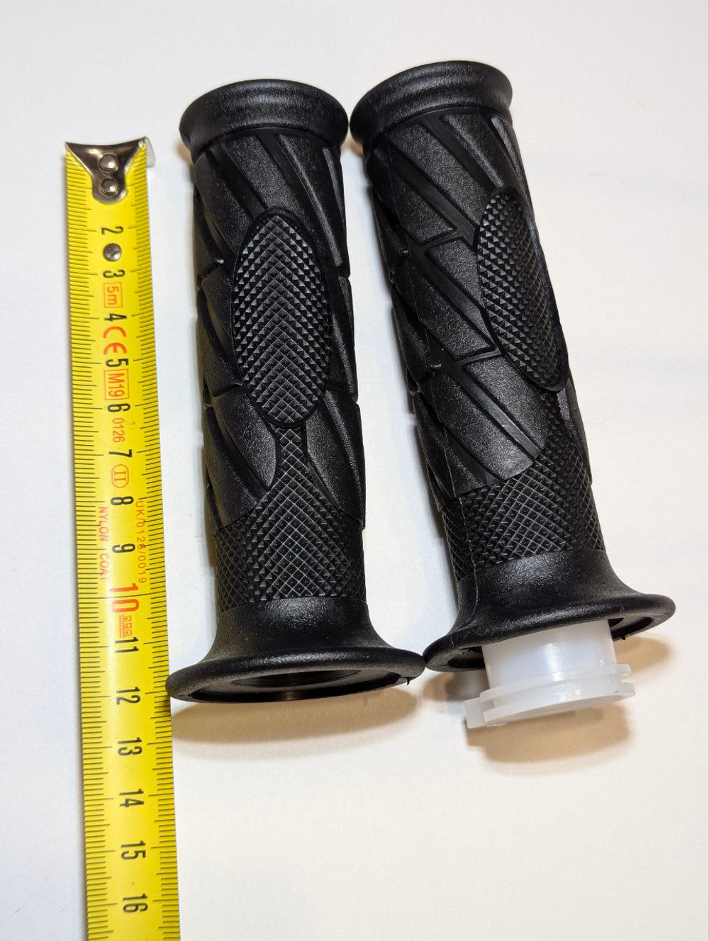 Универсальные грипсы 22 мм с ручкой газа и пластиковой обоймой для питбайка, скутера, мотоцикла, эндуро, мопеда, износостойкие резиновые ручки с антискользящим покрытием