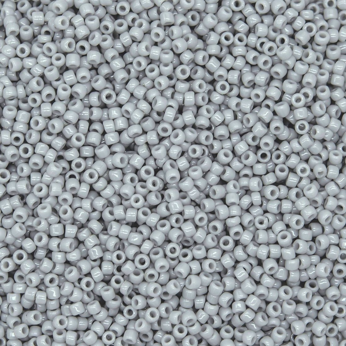 Японский бисер TOHO Round 15/0 (№53), непрозрачный глянцевый
