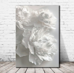 Белые пионы