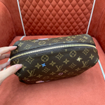 Louis Vuitton Pochette Cosmetique GM