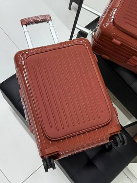 Чемодан Rimowa