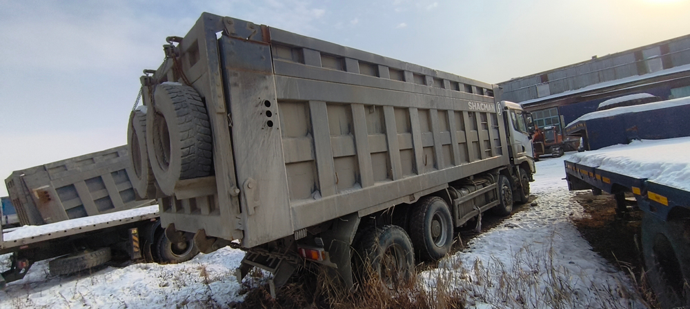 Shacman (Shaanxi) SX* 8x4 Самосвал SX331863366 (Дизельный, 12,5 л, 544 л.с., МТ)