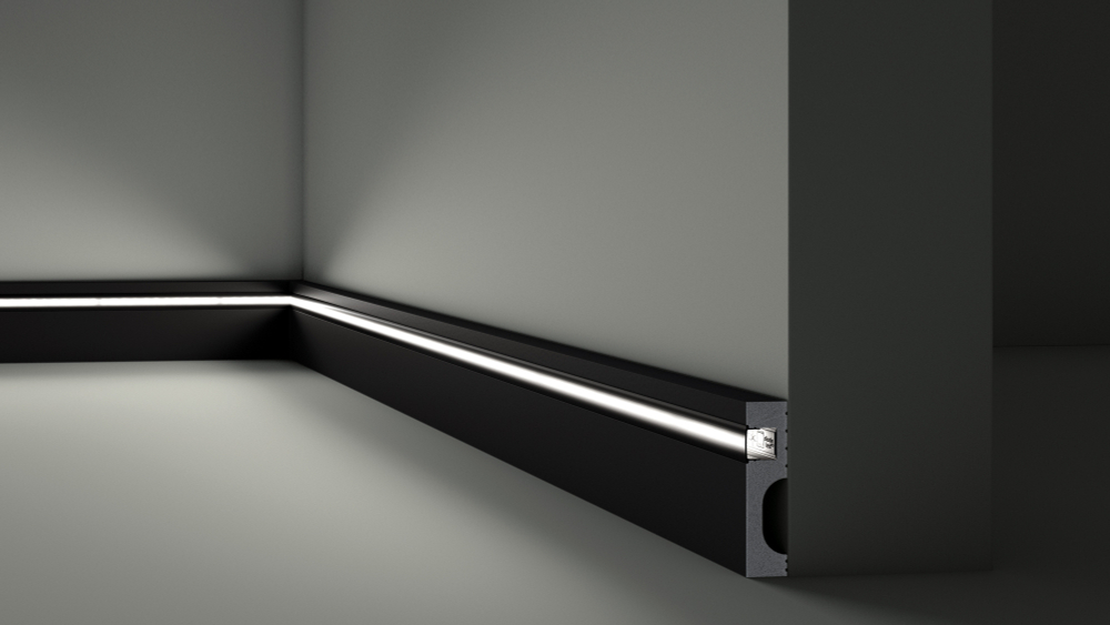 Плинтус Black IL11