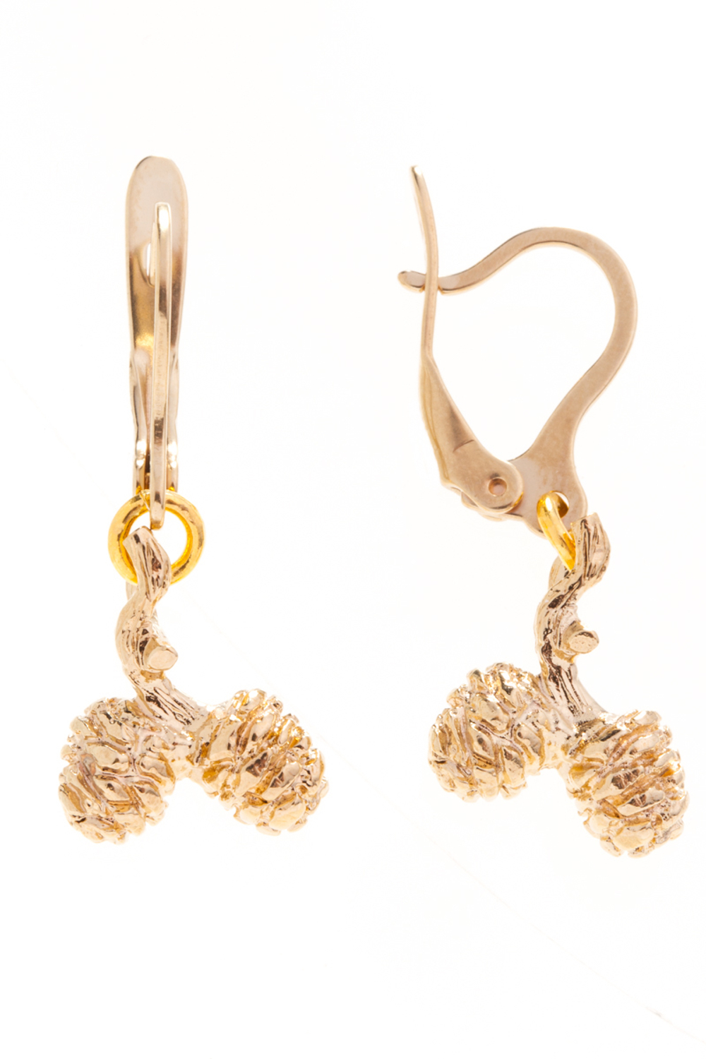 "Лиственница 1" серьги в золотом покрытии из коллекции "Natura" от Jenavi  с английским замком