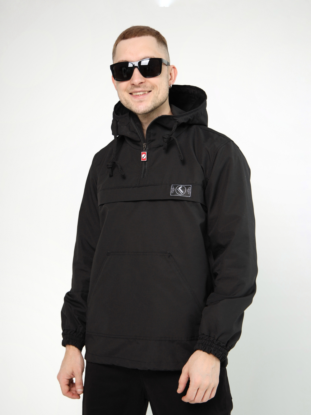 Анорак мужской без утеплителя черный Город Горький