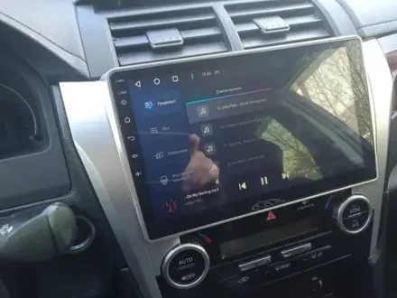 Магнитола Toyota Camry 50 2011-2014 (рамка серебро) - FarCar DX131M монитор 10.36" IPS на Android 13, 4+64Гб, CarPlay