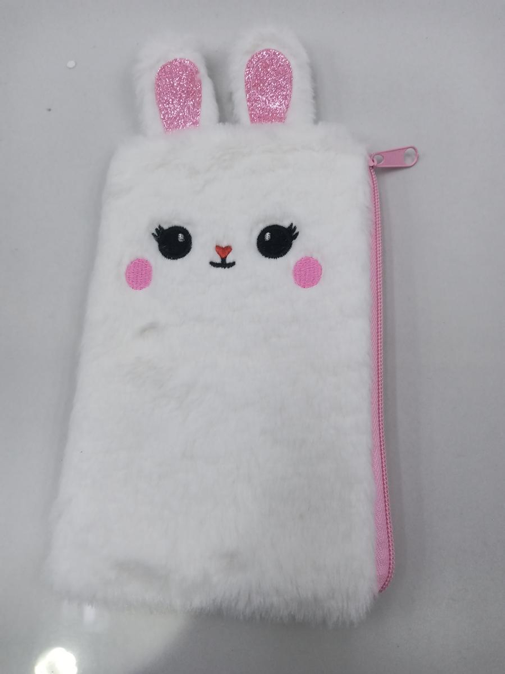 Пенал-косметичка меховой "Зайчик" 22*14. на молнии, уши с блестками, вышивка