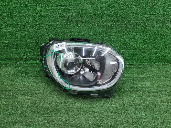 Битая Фара правая Mini Countryman F60 (2016-2020) LED