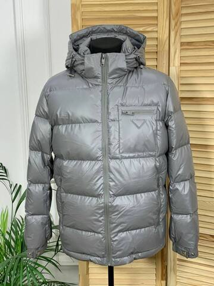 Пуховик Prada