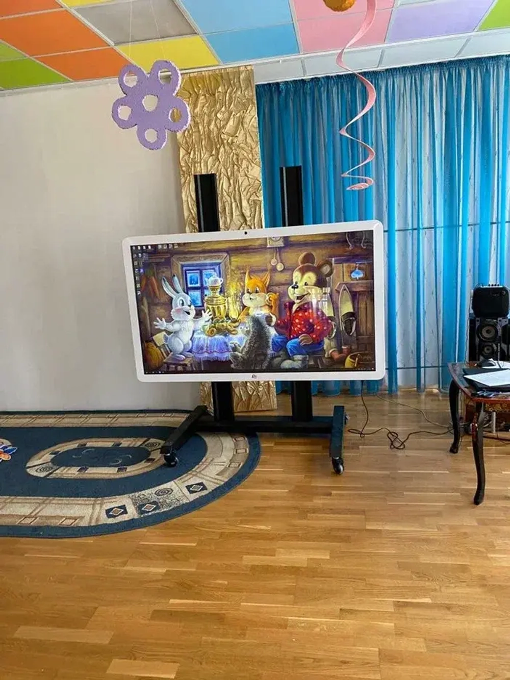 Детская интерактивная панель Olodim Prestige 43"