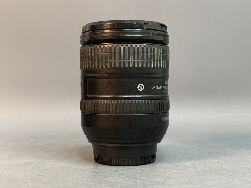 Nikon 16-85mm 3.5-5.6G ED VR царапины перед линзе