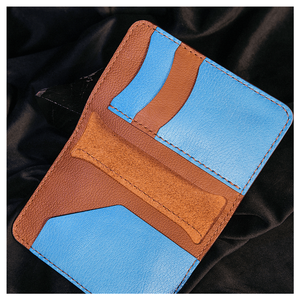 Кожаная обложка на паспорт «Городские мотивы»