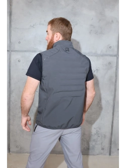 Тонкий спортивный жилет на молнии