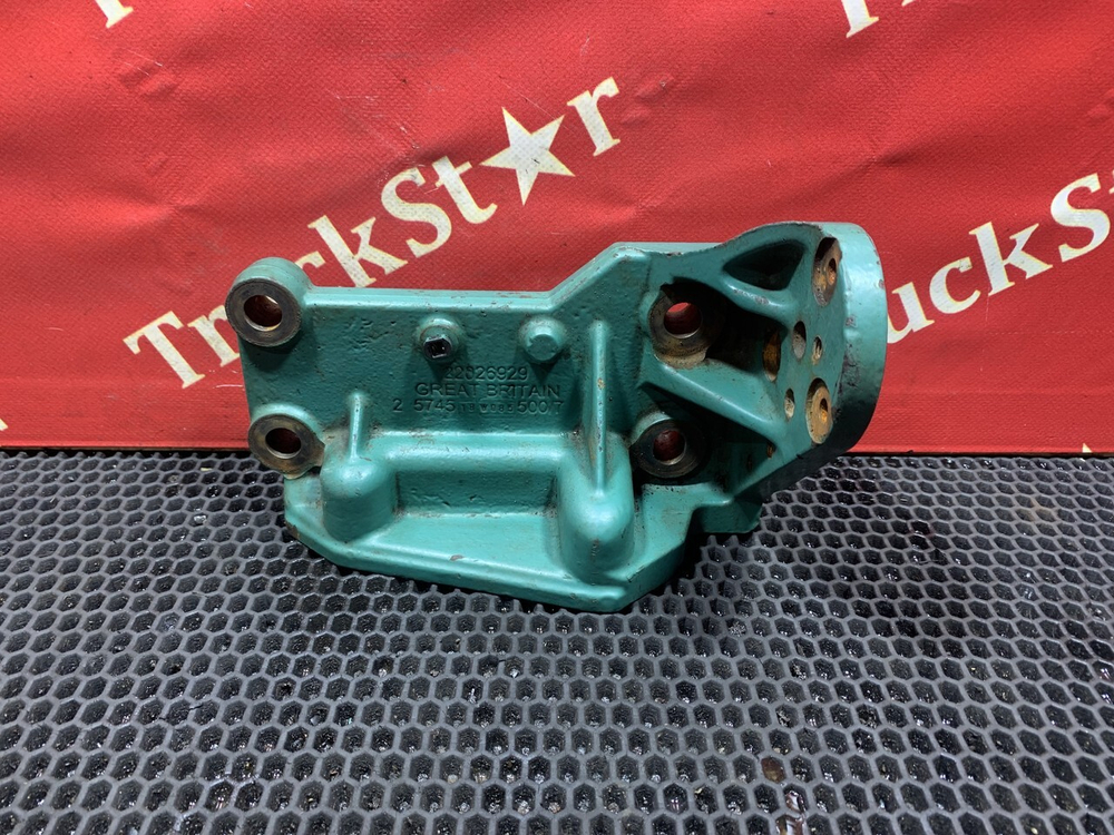 Кронштейн ролика натяжителя