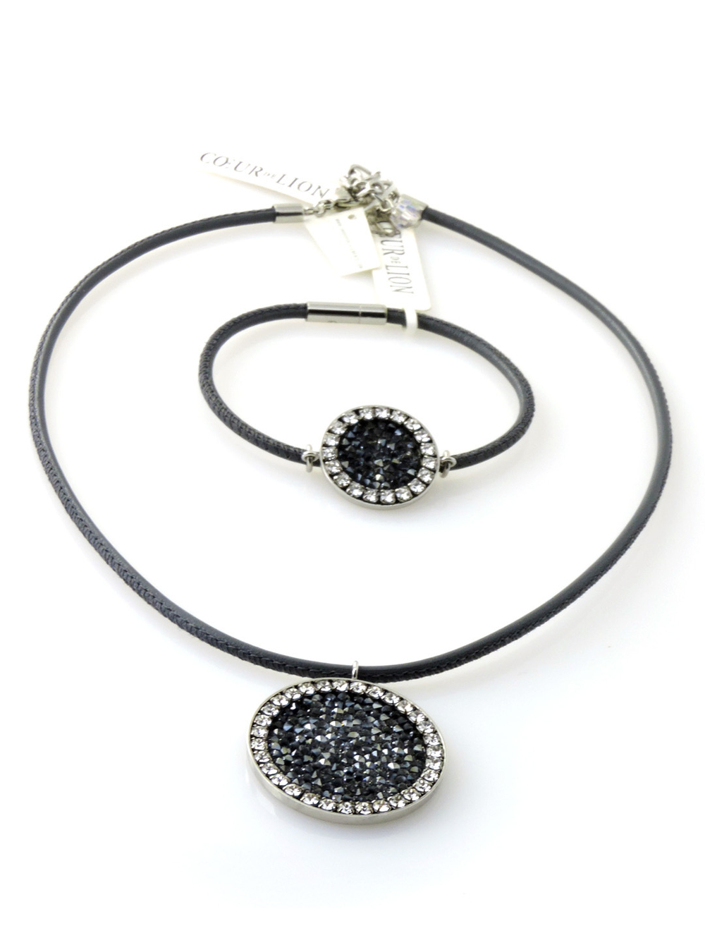 4705 Coeur de Lion браслет и колье из кожи наппа серого цвета, украшенный кулоном с кристаллами Сваровски.