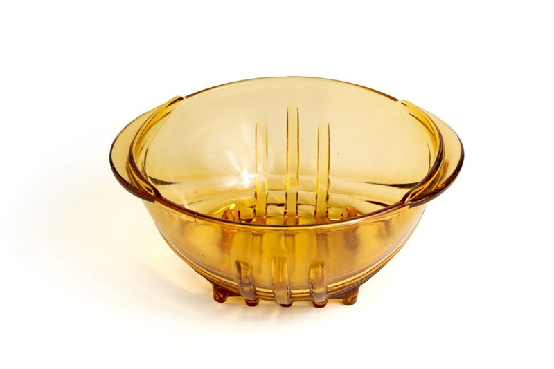 Пиала в стиле ар-деко из стекла янтарного цвета