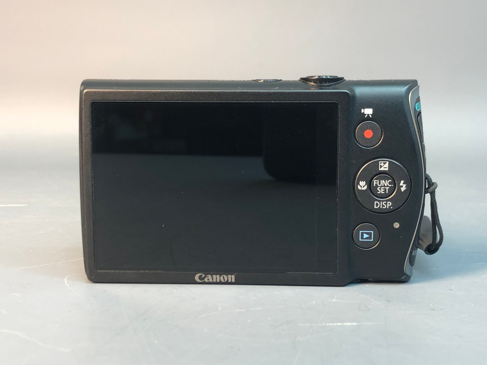 Canon IXUS 230 HS