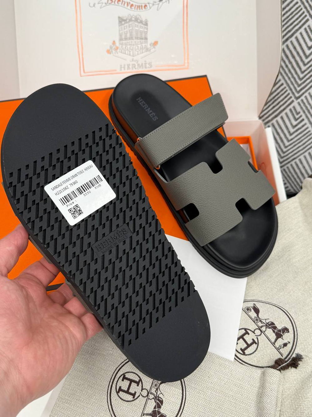 Шлёпанцы Hermes