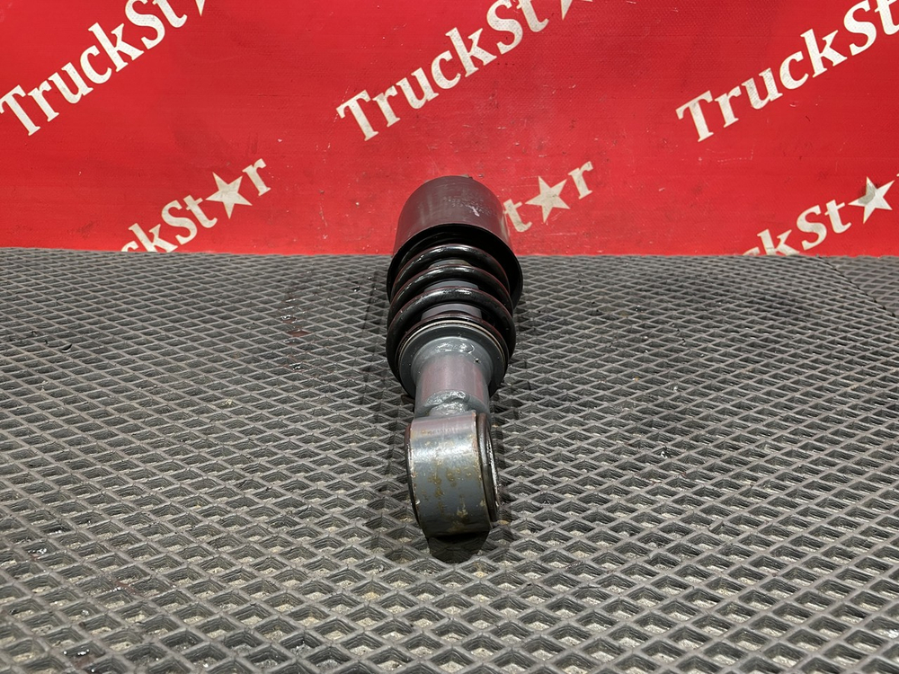 Амортизатор кабины передний 2018г.