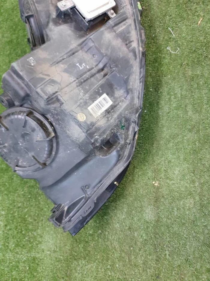 Фара левая Jaguar F-PACE (2016-2020) ксенон