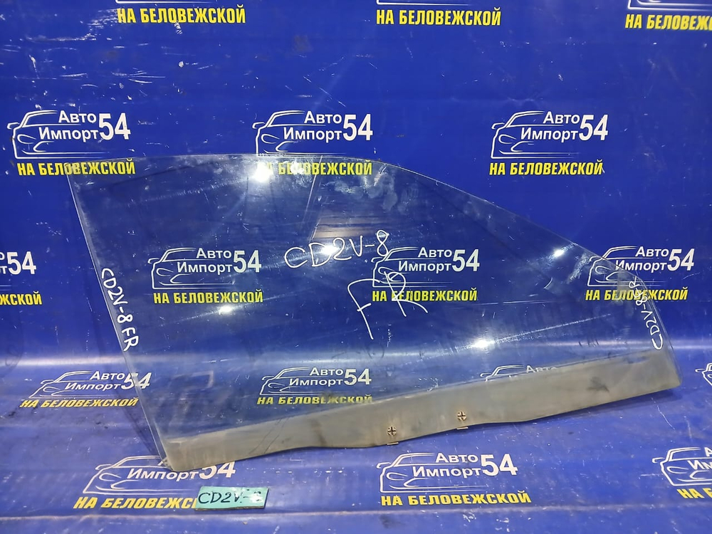 Стекло двери передней правой MITSUBISHI LIBERO 2001