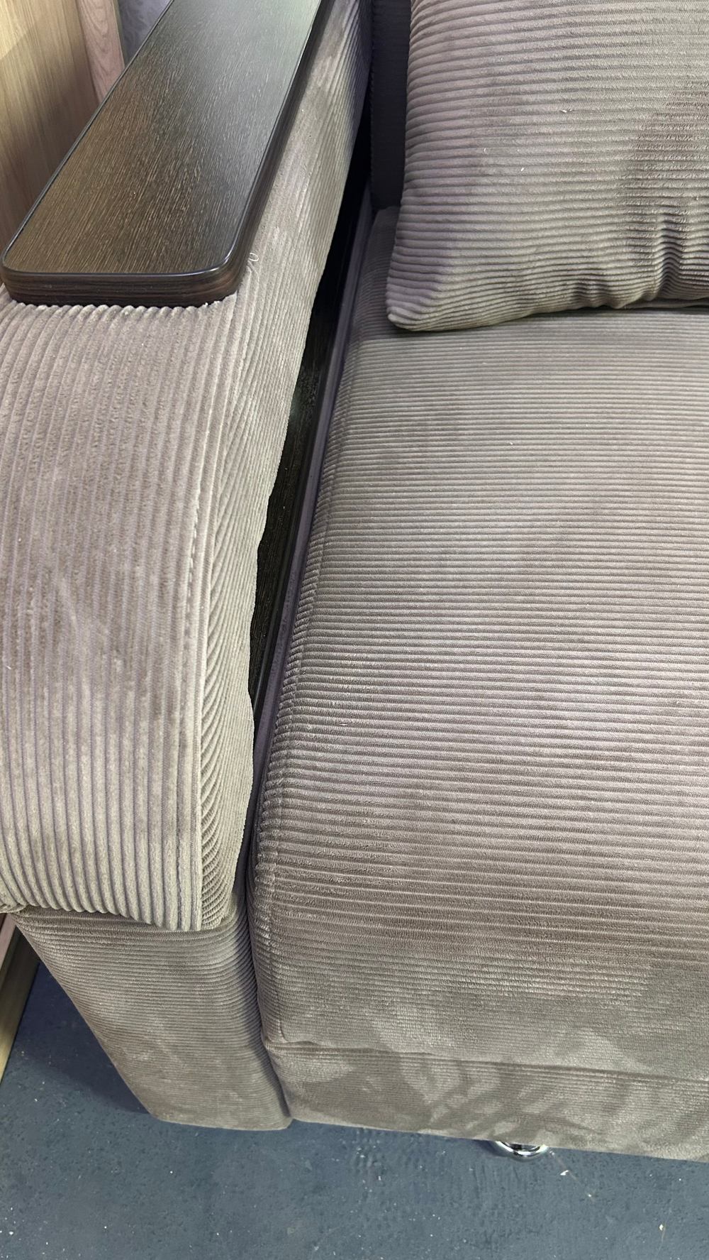 Диван Моника