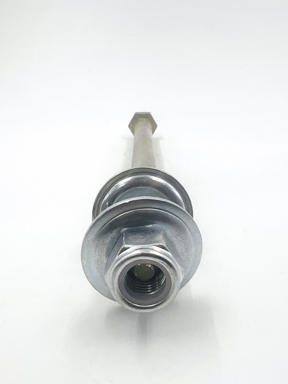 Ось (болт) верхнего рычага ВАЗ 2101-2107 в сборе