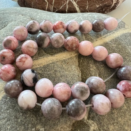 Розовая Яшма Зебра. Камни для изделий на заказ. Цена зависит от вида заказанного изделия